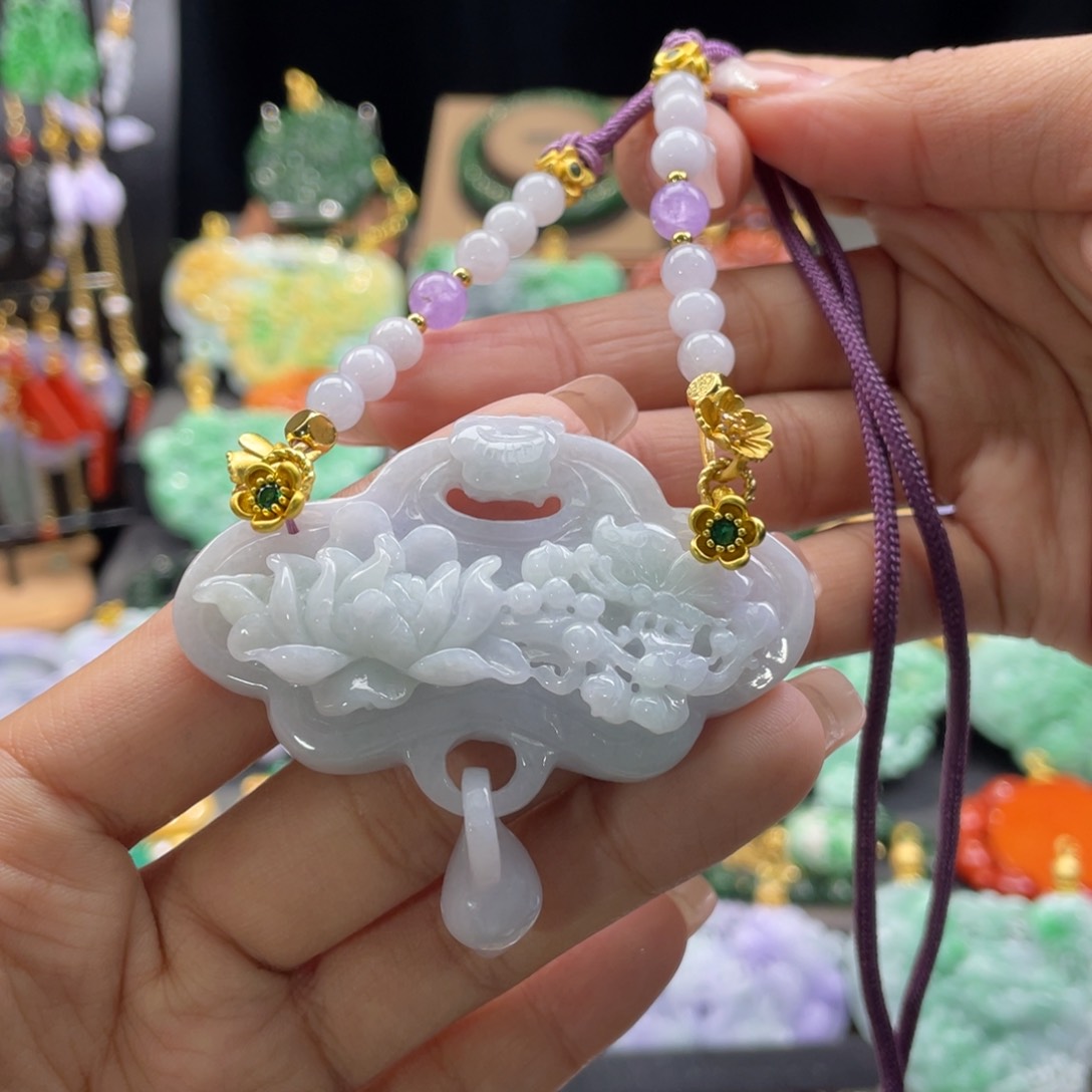 翡翠颈饰未镶嵌代编织