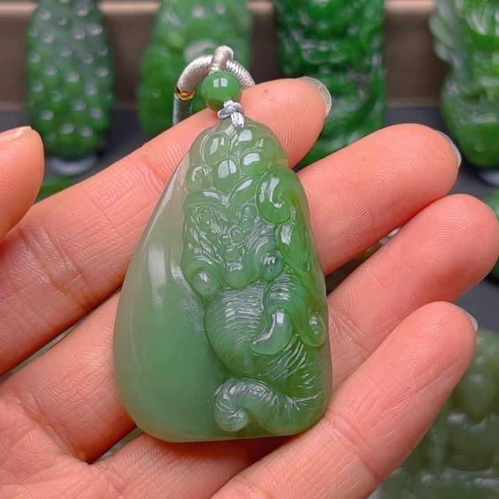 和田玉挂件未镶嵌