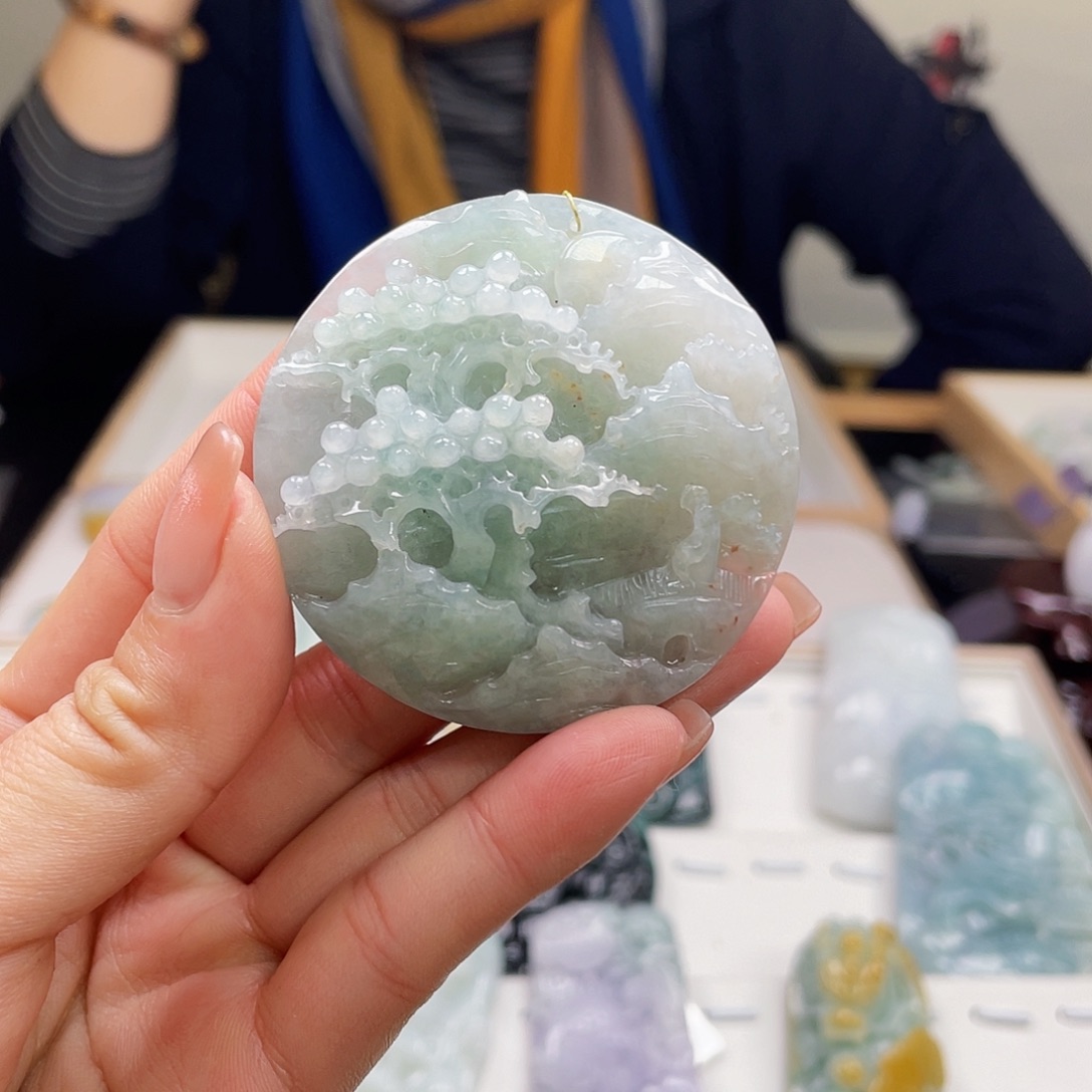 翡翠吊坠(不含链)未镶嵌