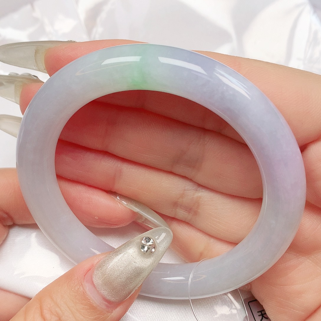 翡翠手镯未镶嵌抖音709