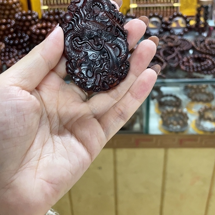 把件黄花梨/降香黄檀聚*堂