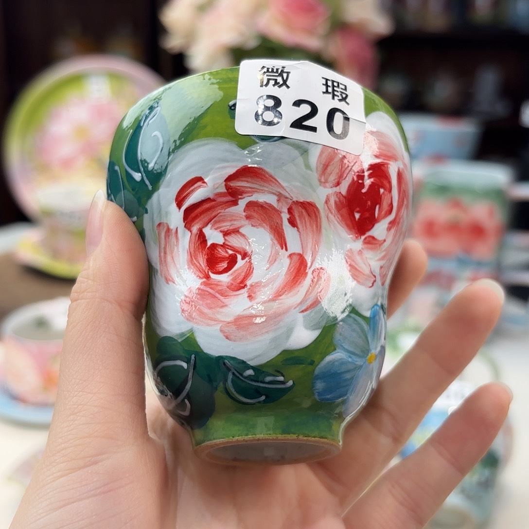瓷片兔兔的小可爱