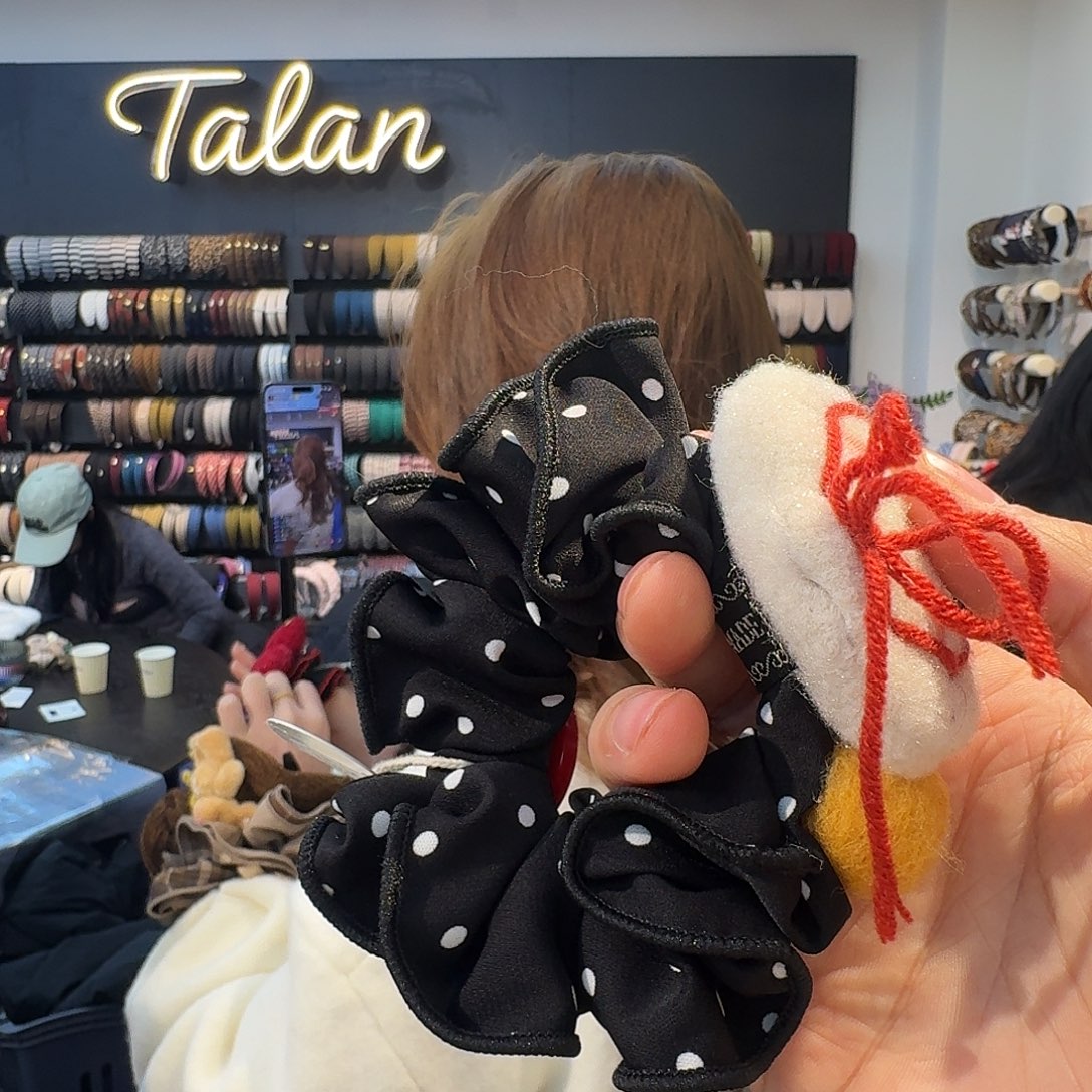 非金属小猫发圈哦