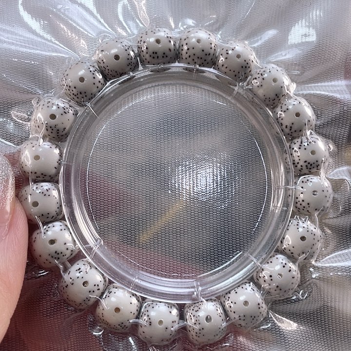 星月菩提手串脱脂大眼睛11+
