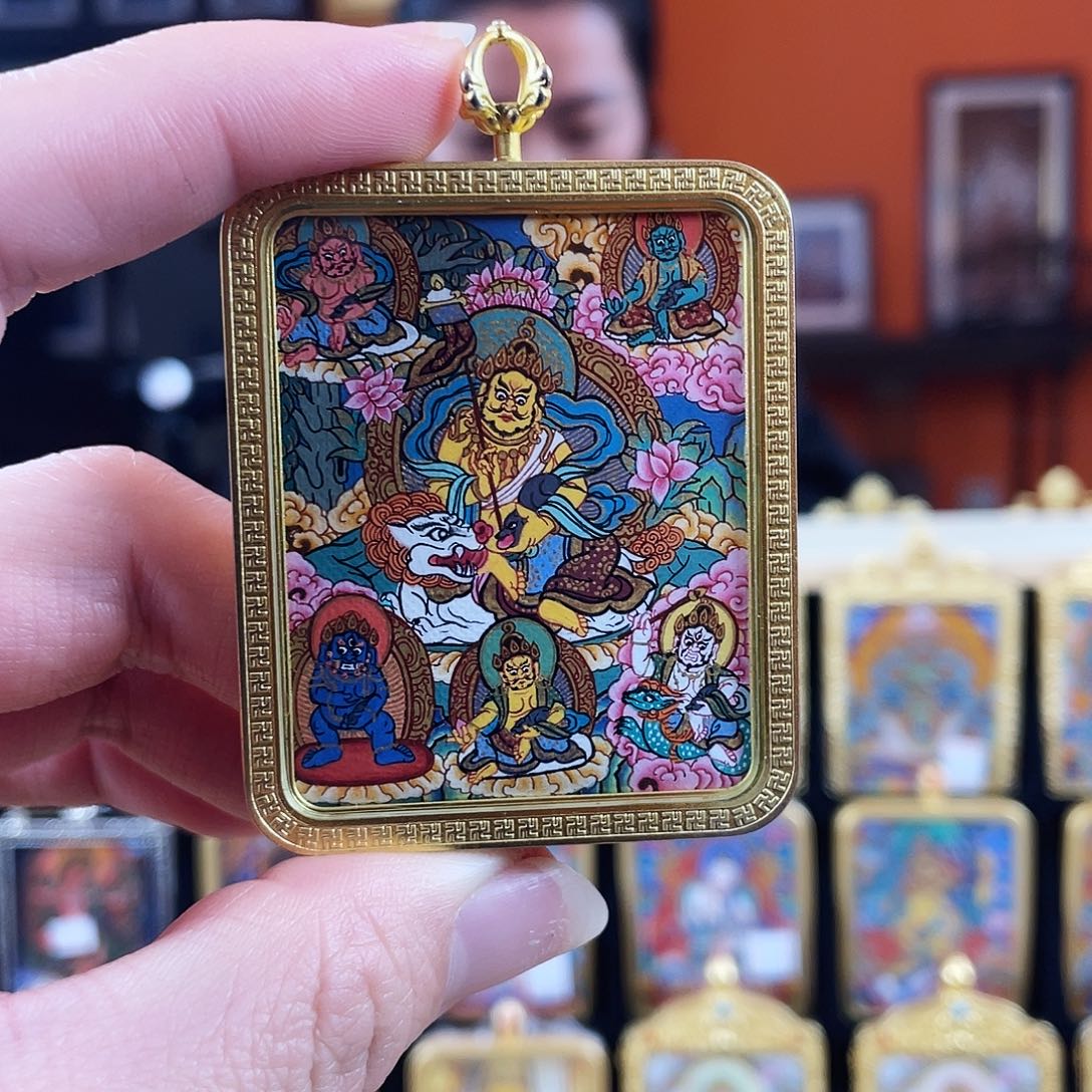 吊坠热贡纯手绘天团