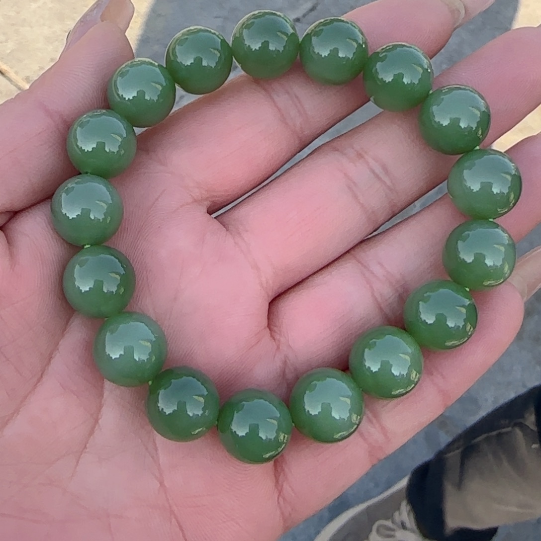 和田玉未镶嵌颈饰卡十二粉青