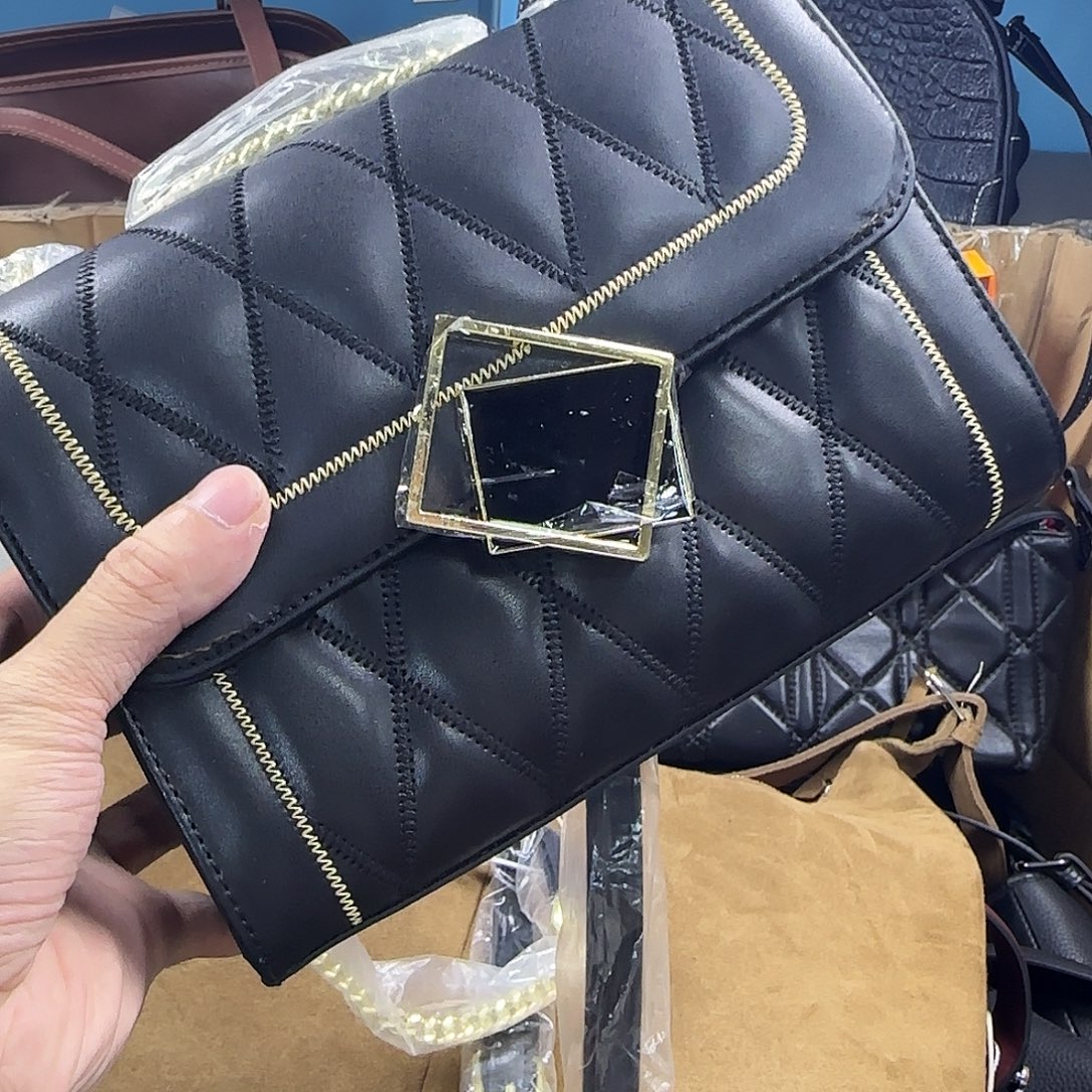 黄牛皮（革）水牛皮（革）头层牛皮山羊皮（革）