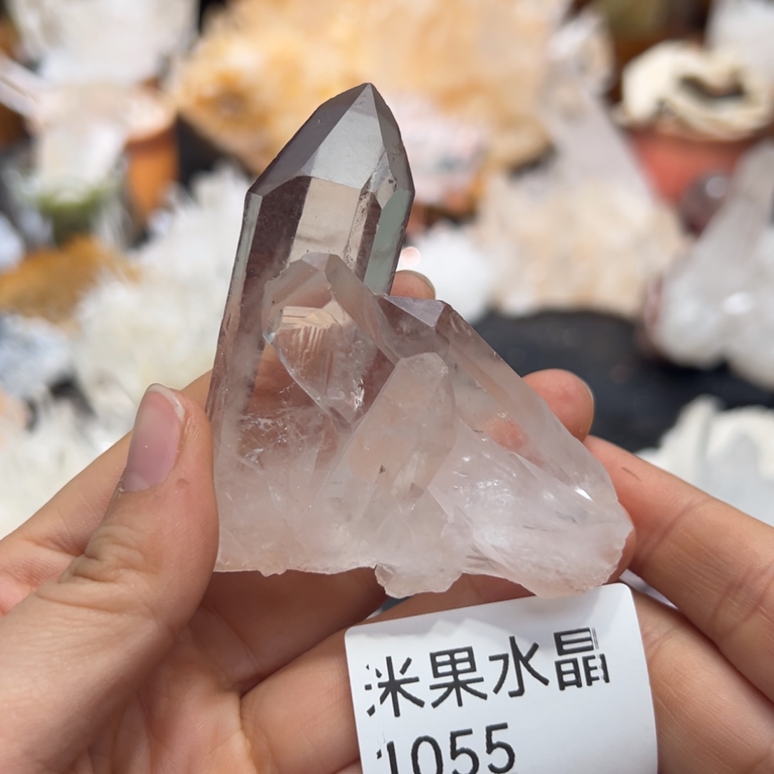 S***貝水晶未镶嵌珠宝半成品