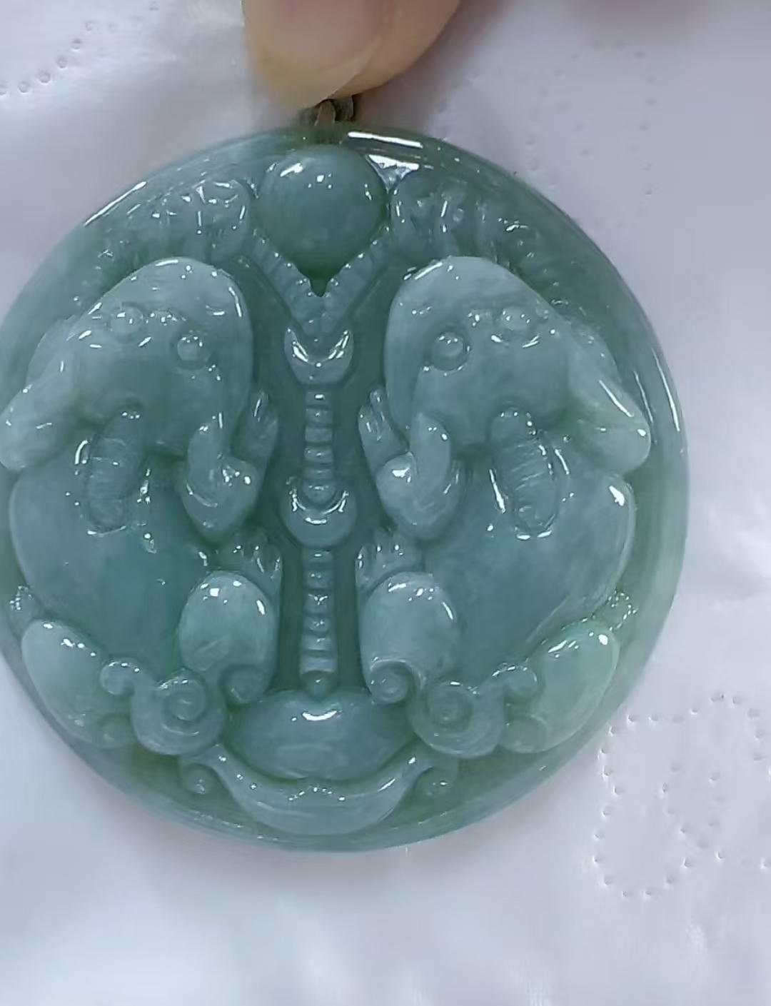 天然翡翠A货双貔貅（多样性发货发一件）高宽48-52厚9-12送绳