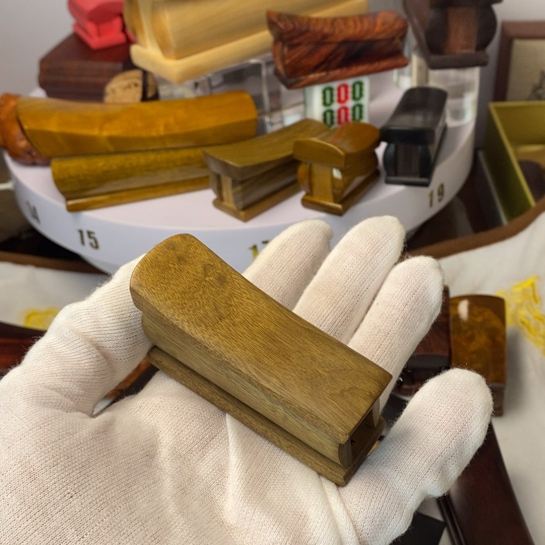 金丝楠大慈文玩儿 手把件