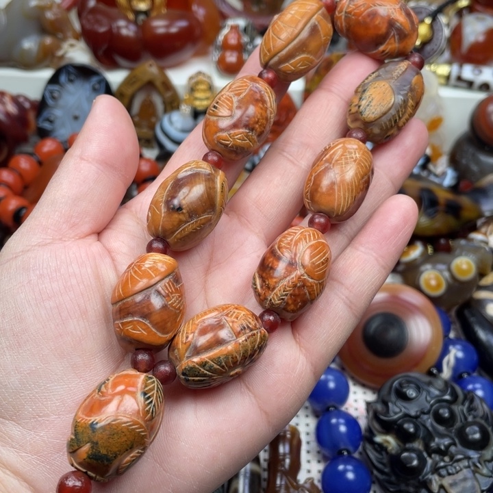 玛瑙/玉髓未镶嵌颈饰