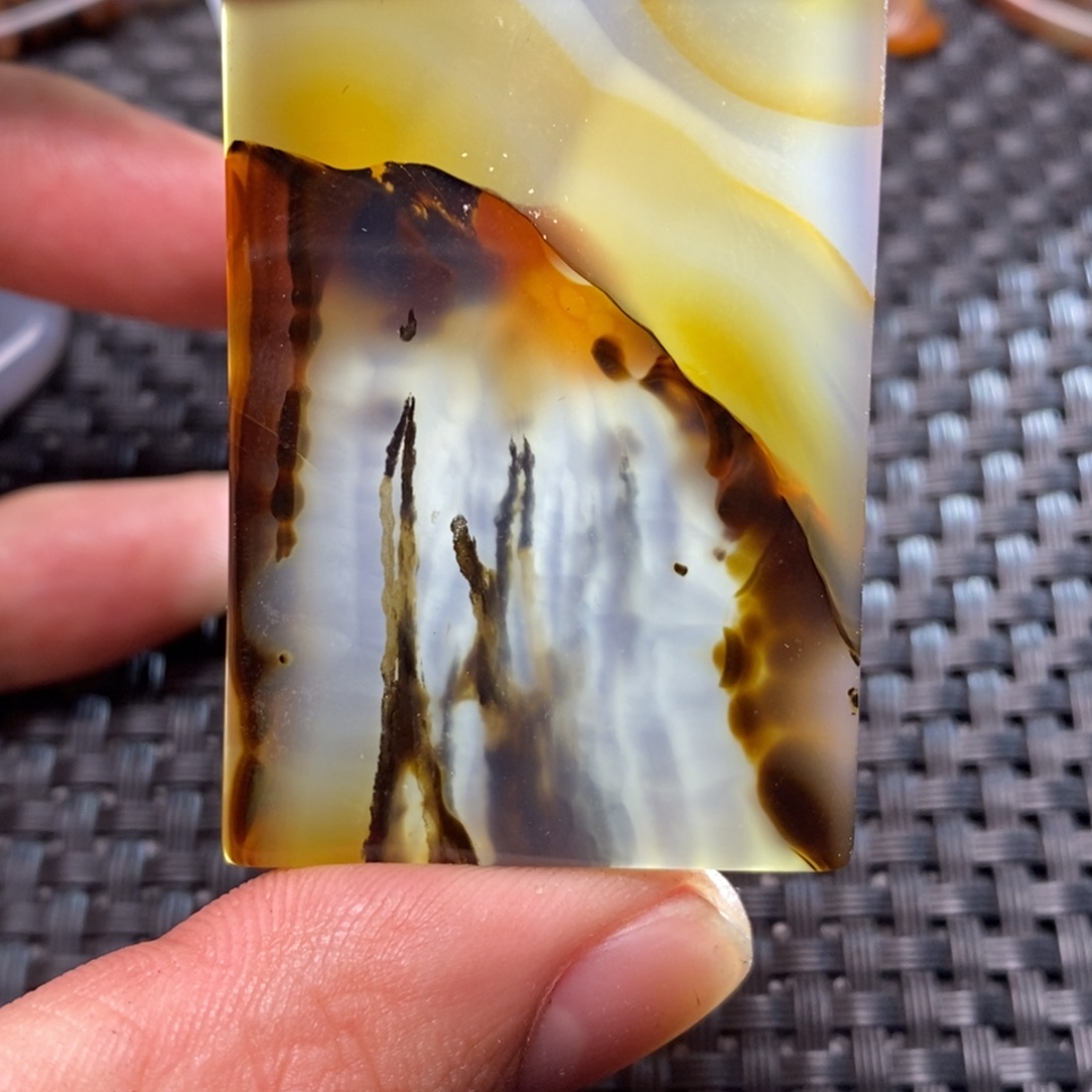 玛瑙/玉髓颈饰未镶嵌