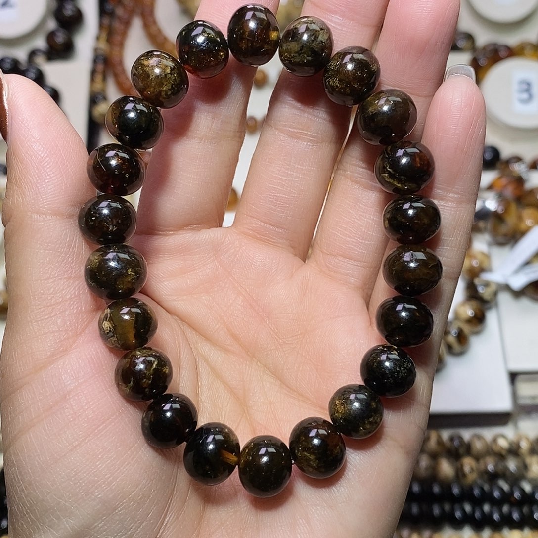 C***e琥珀未镶嵌裸石黑花10