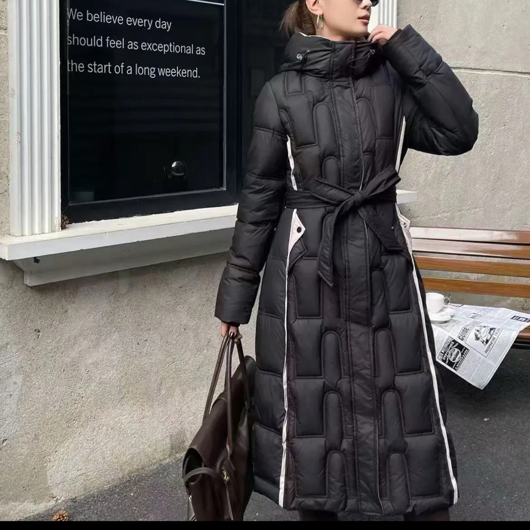 冬季小众高级感显瘦收腰设计感长款棉服2025新款女保暖连帽外套