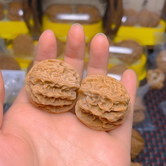 吊坠文玩核桃苹果园