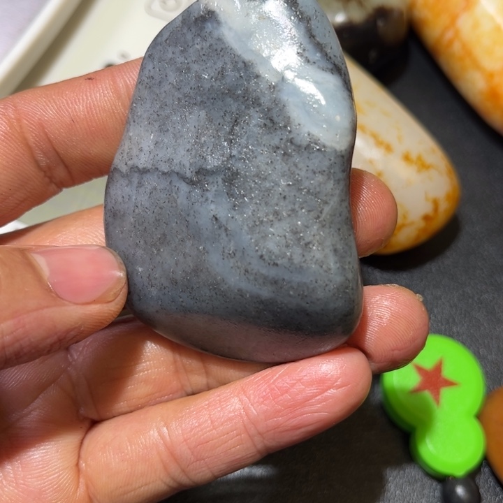 和田玉未镶嵌珠宝奇石