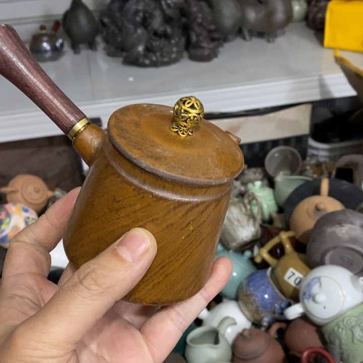 陶瓷艺术品及陶瓷壶