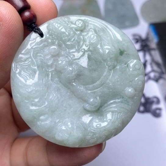 颈饰未镶嵌翡翠翡翠