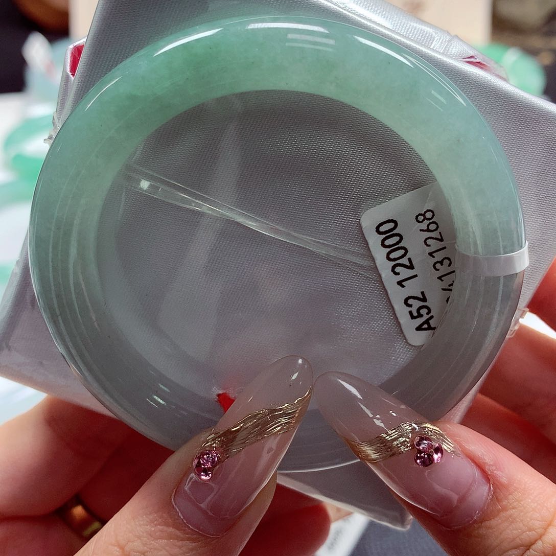 翡翠手镯（圆镯）未镶嵌22（53号）