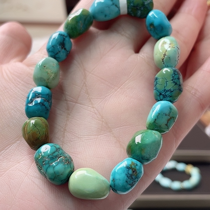 未镶嵌绿松石珠宝奇石