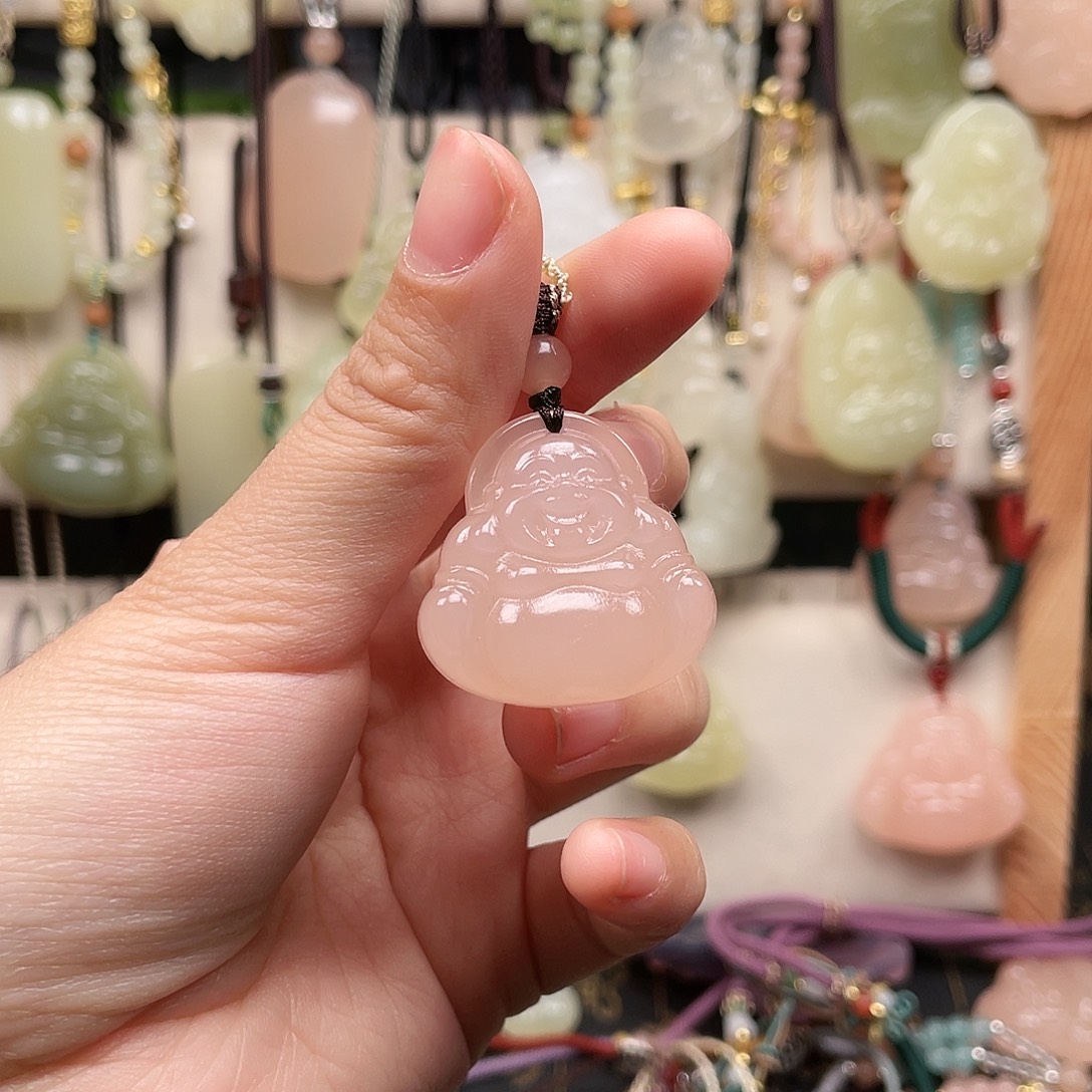 石英质玉合金颈饰30粉佛