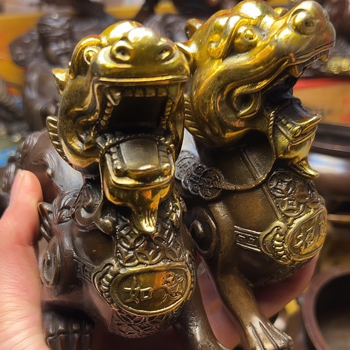 精美铜器摆件下单