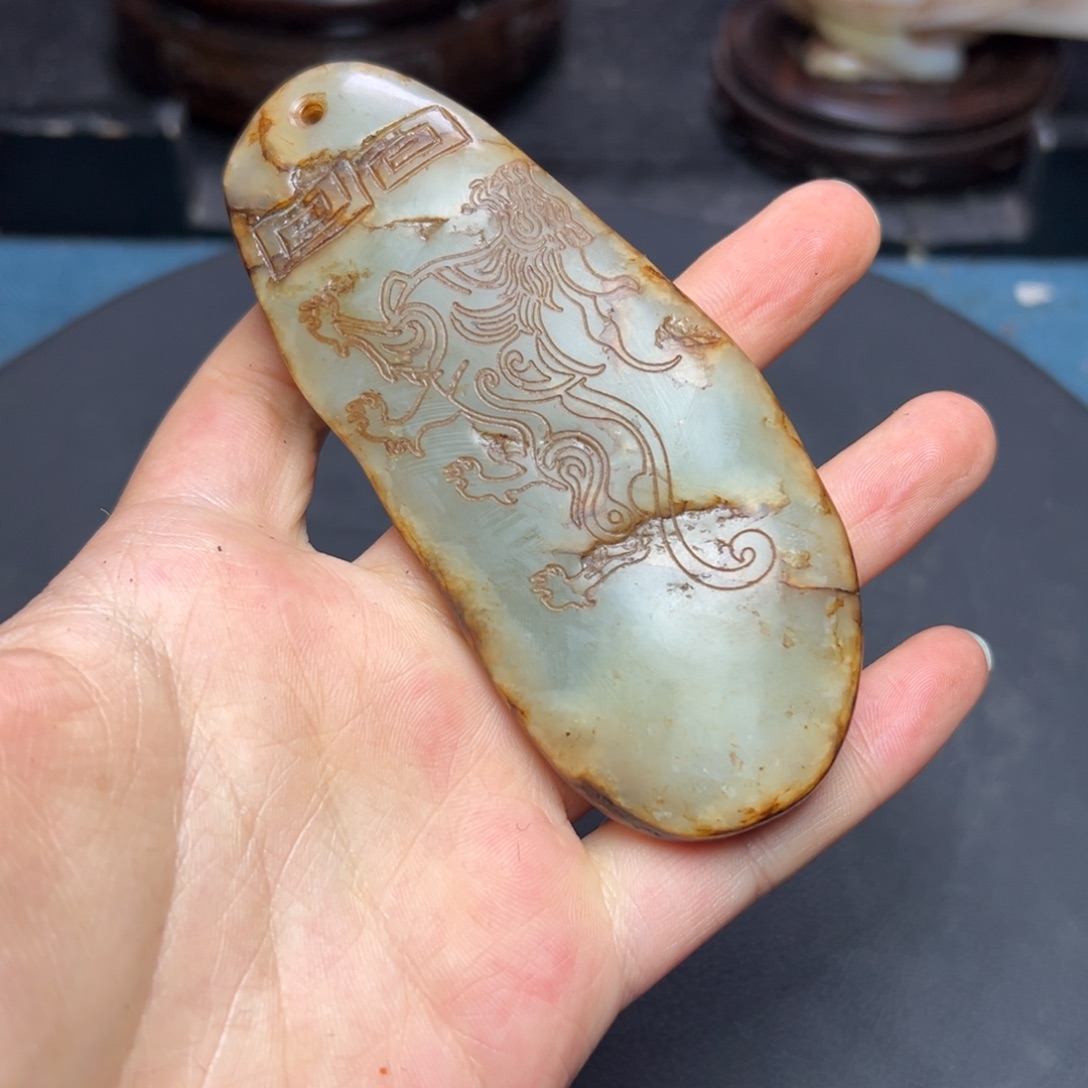 苏***，和田玉（糖玉）未镶嵌挂件