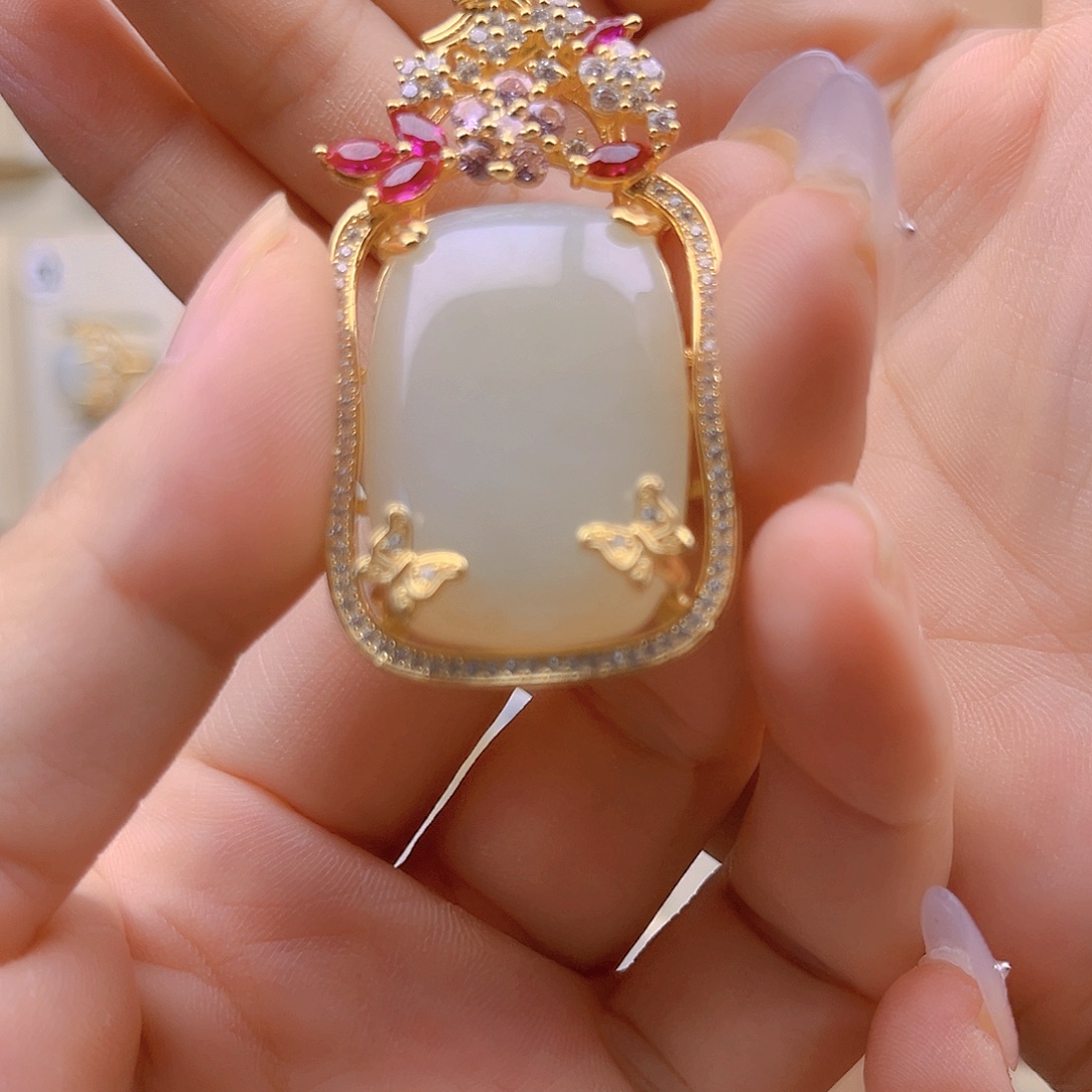 和田玉银S925镀金镶嵌颈饰