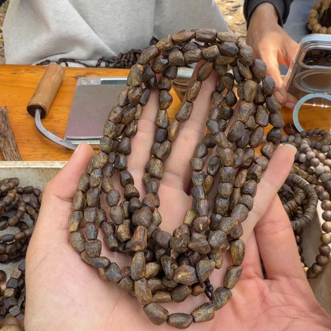 沉香手串三圈沉水包壳16克多样性发一