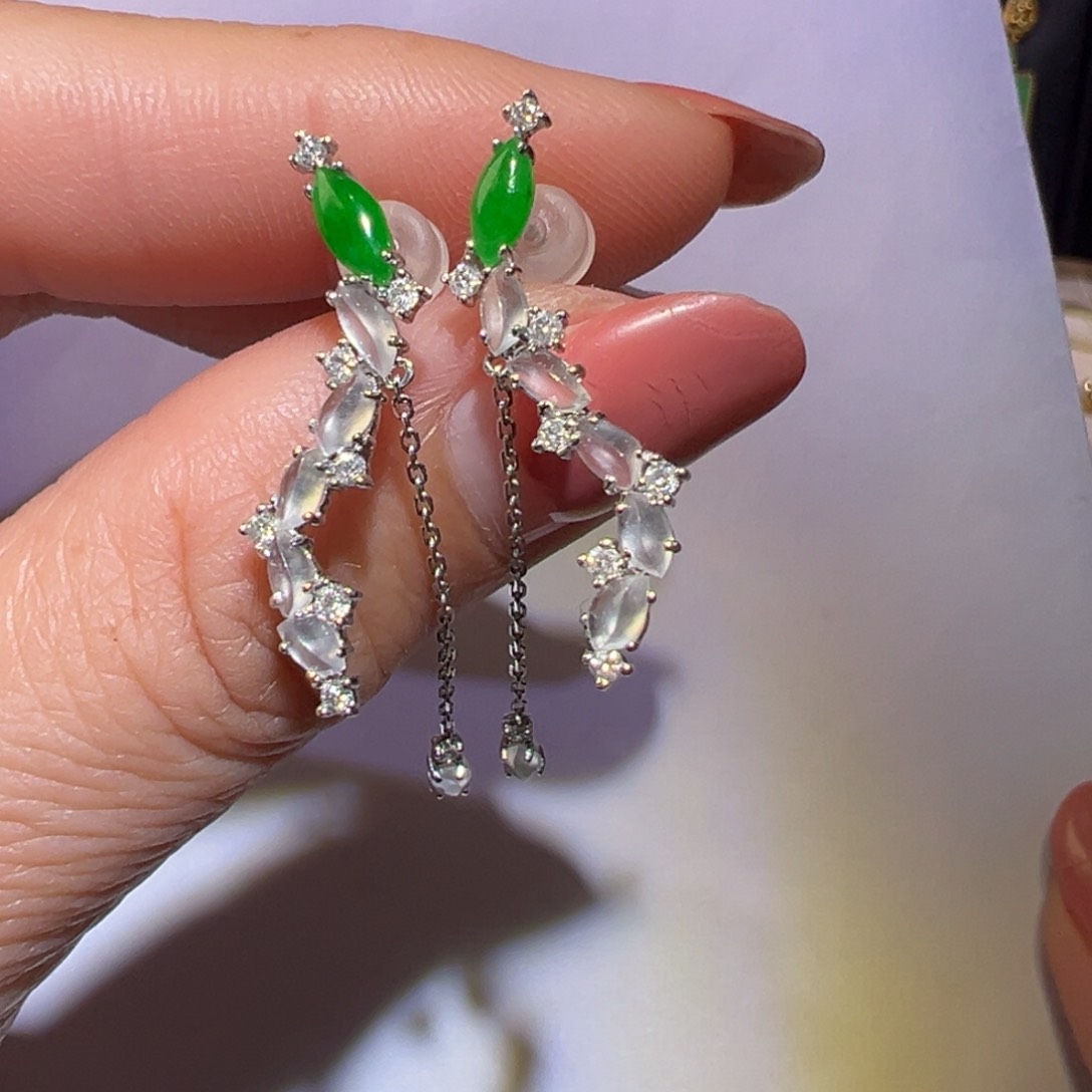 翡翠颈饰18K金镶嵌耳环