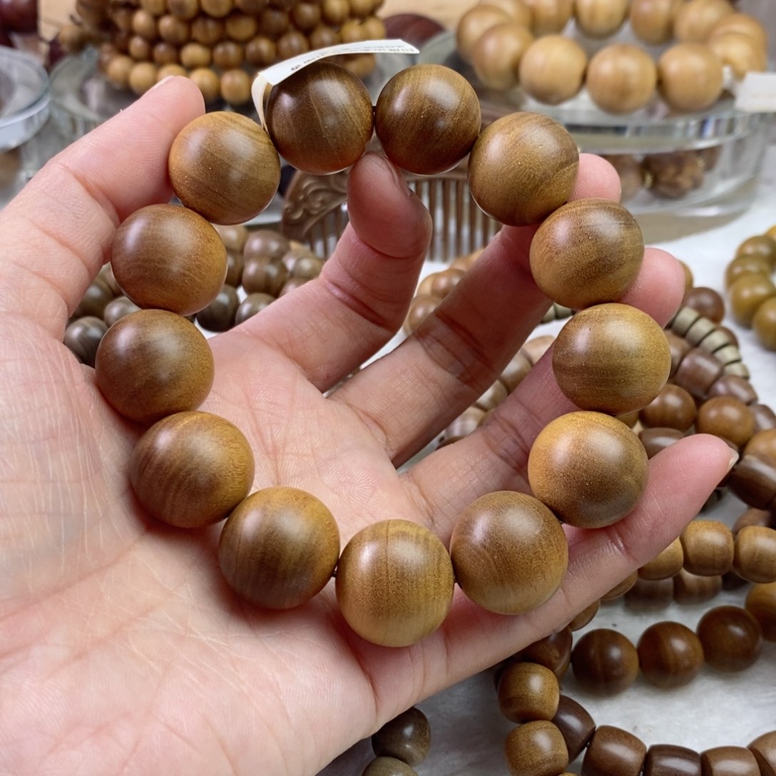 檀香木手串/手链奶香正区微瑕1.8