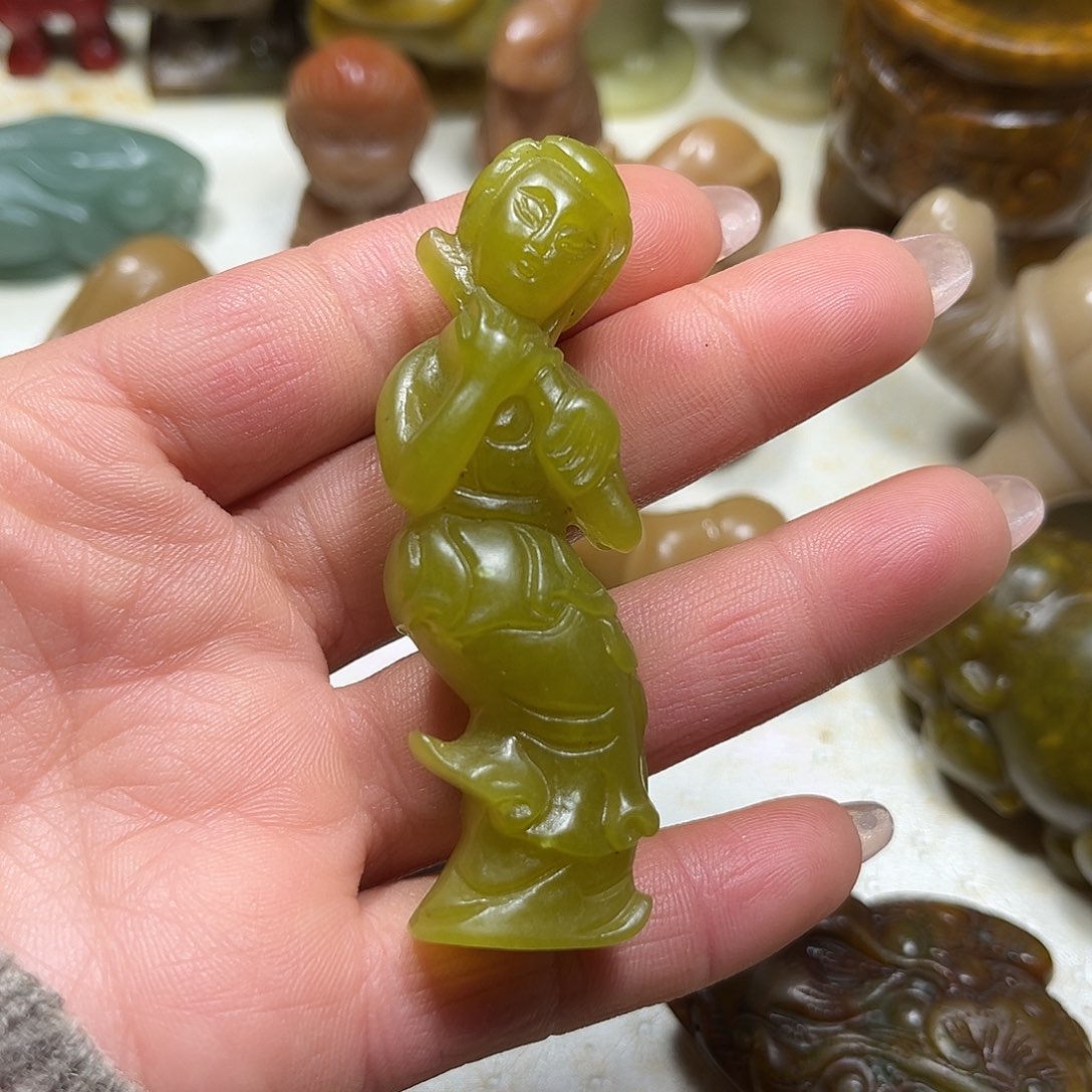 白玉菩提吊坠白玉菩提吊坠