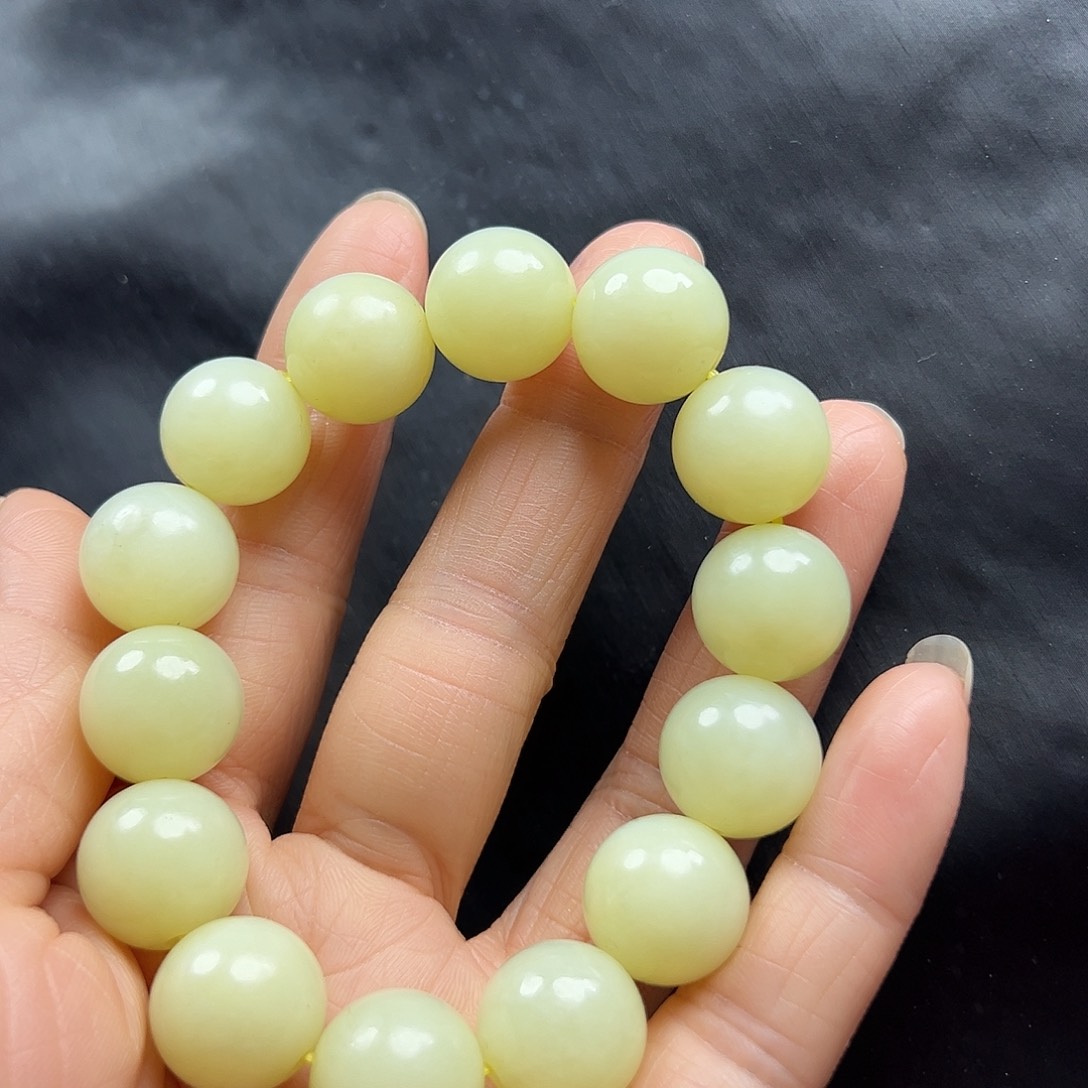 和田玉未镶嵌手串97179