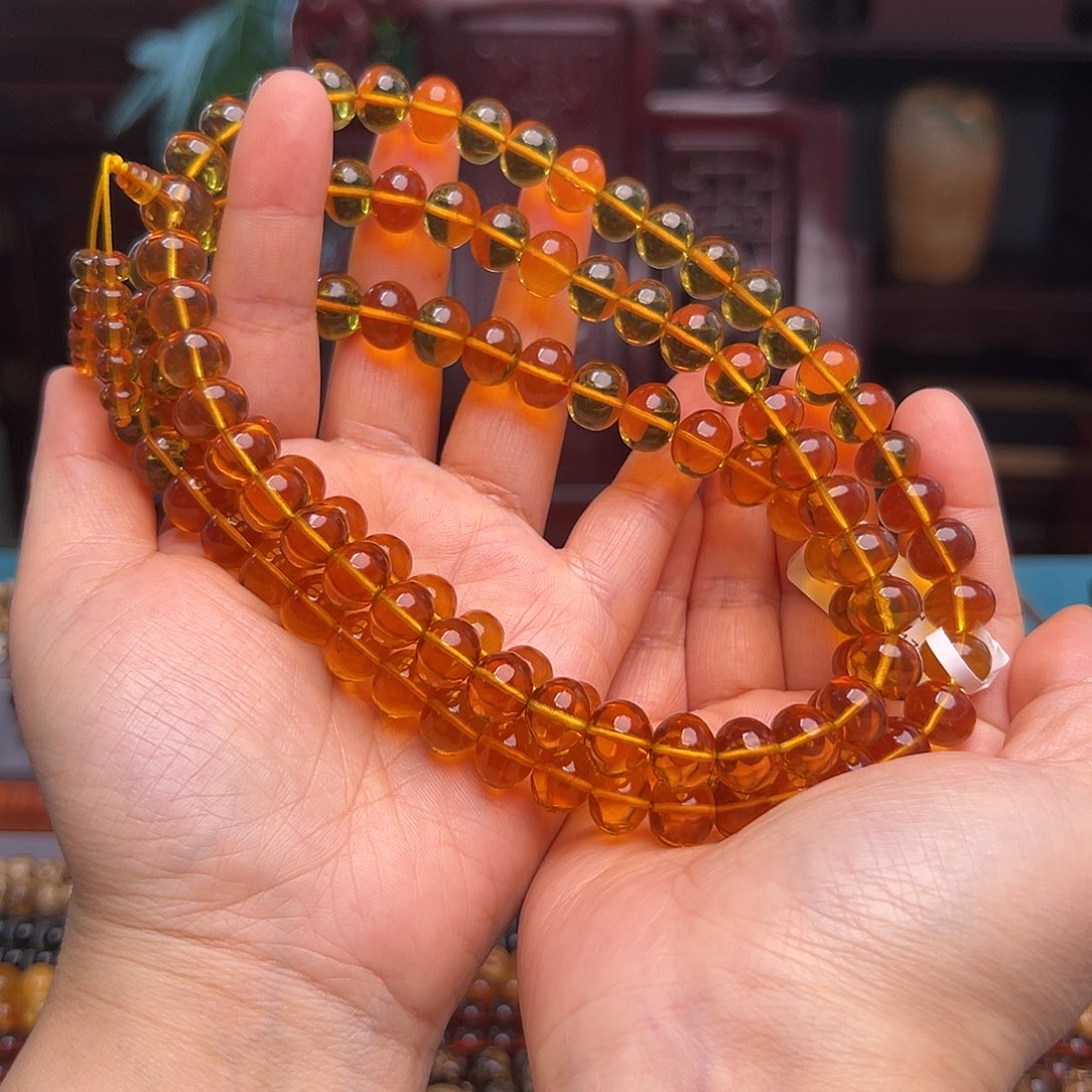 琥珀裸石未镶嵌东**蛛抚顺琥珀20504。11m m