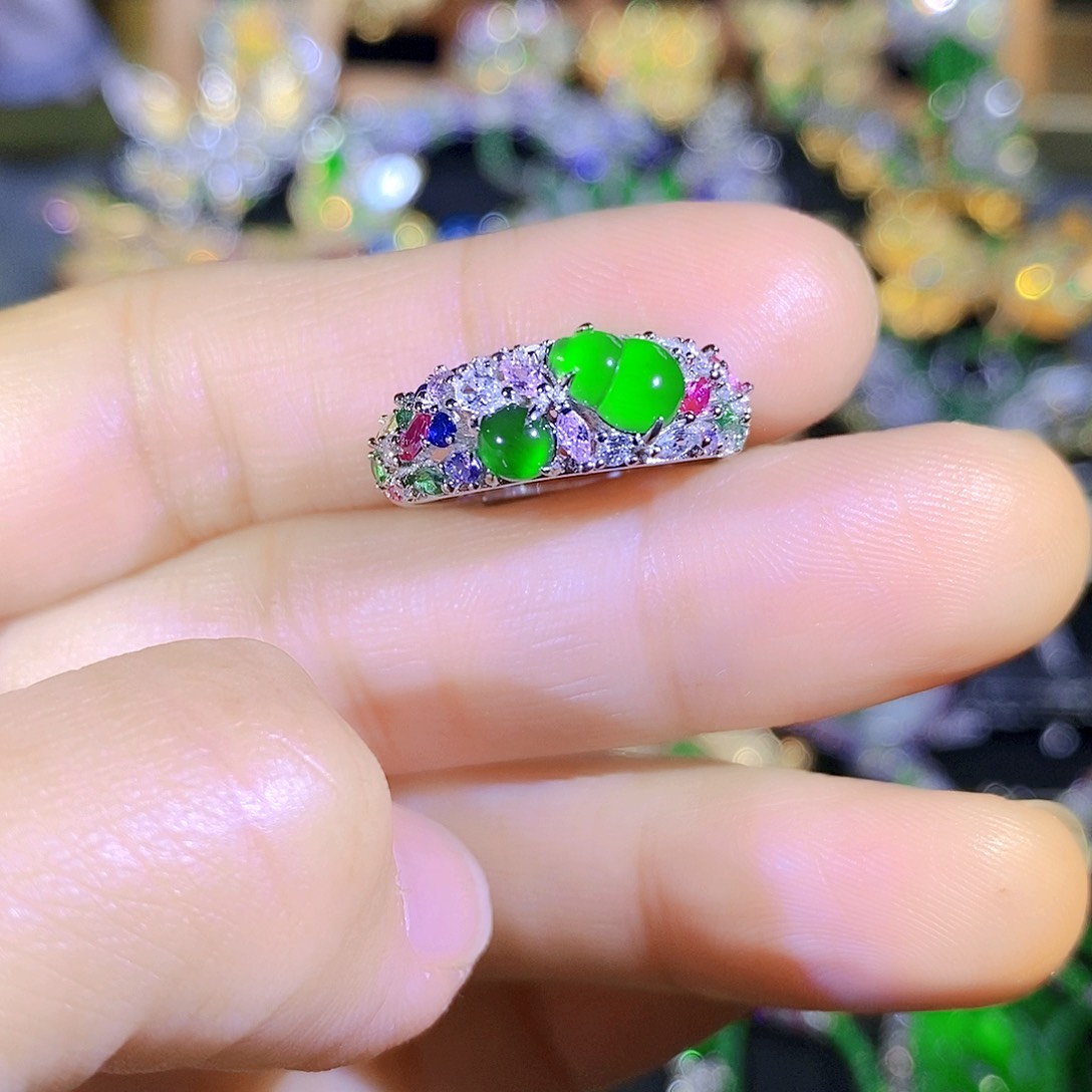 颈饰银S925镶嵌翡翠