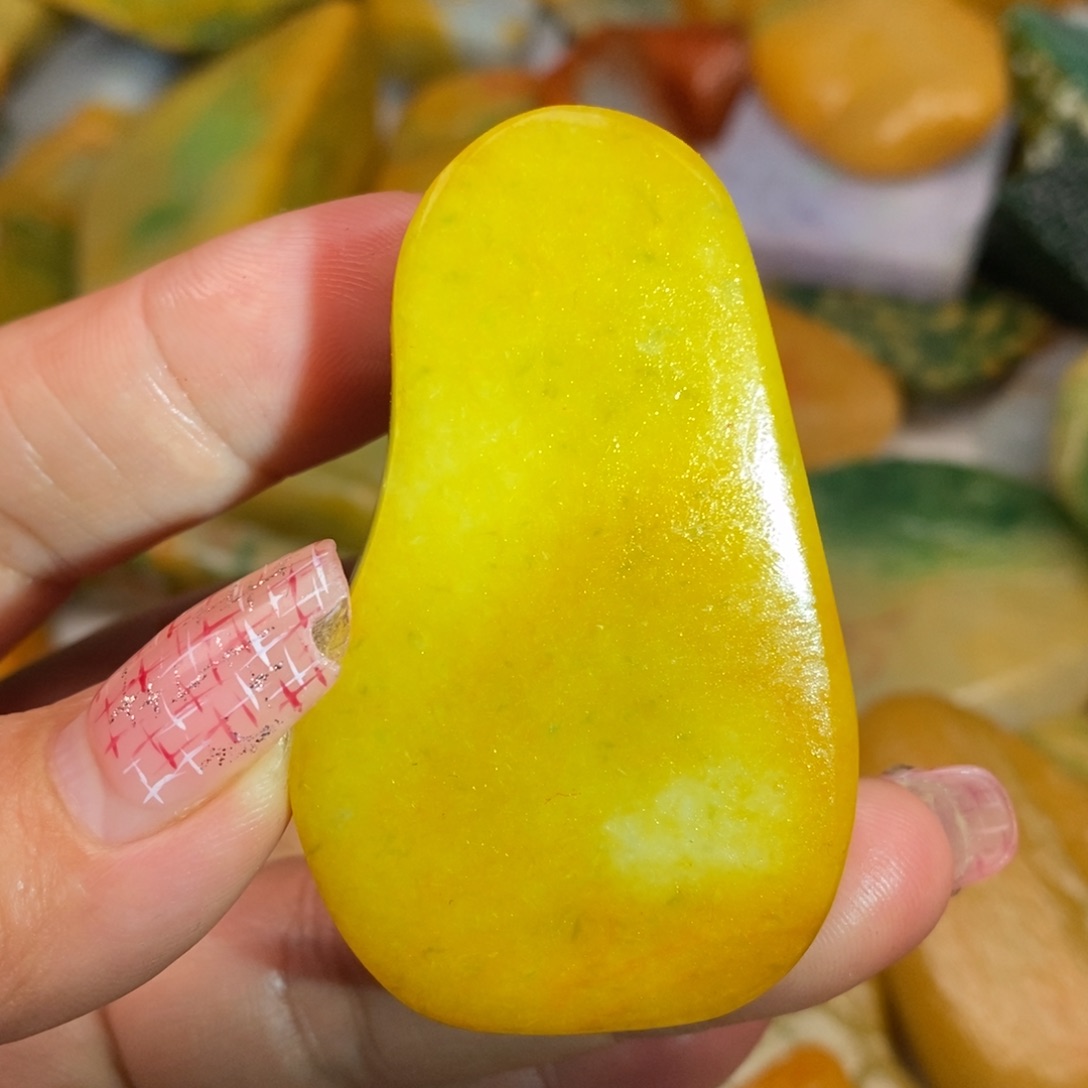 翡翠颈饰未镶嵌缅甸翡翠