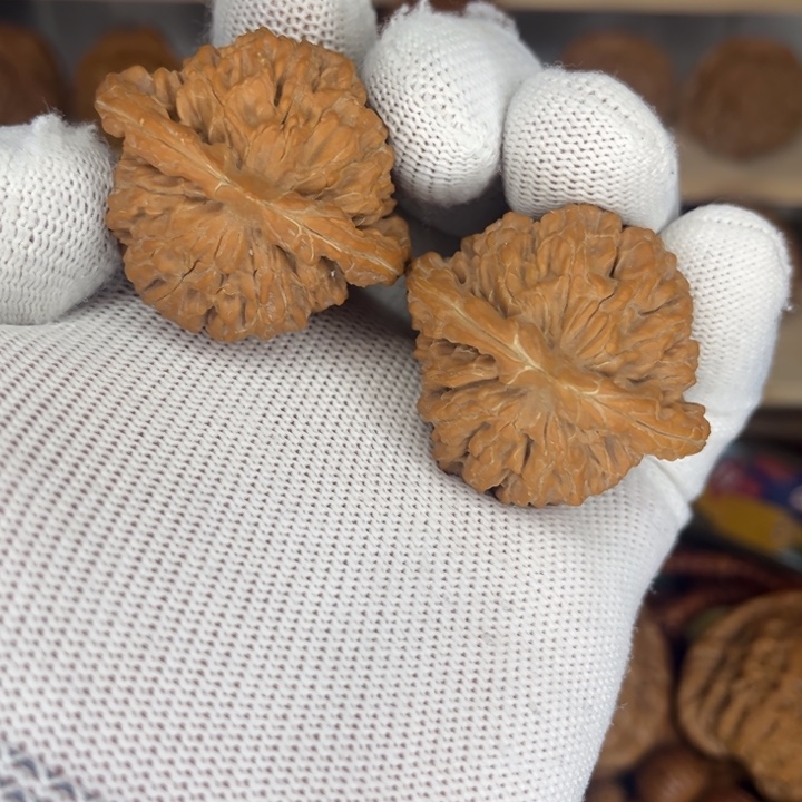 文玩核桃吊坠41全品红皮山地小胖楼