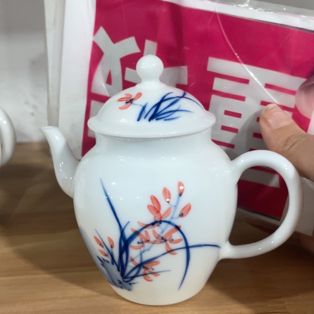 景德镇陶瓷艺术品