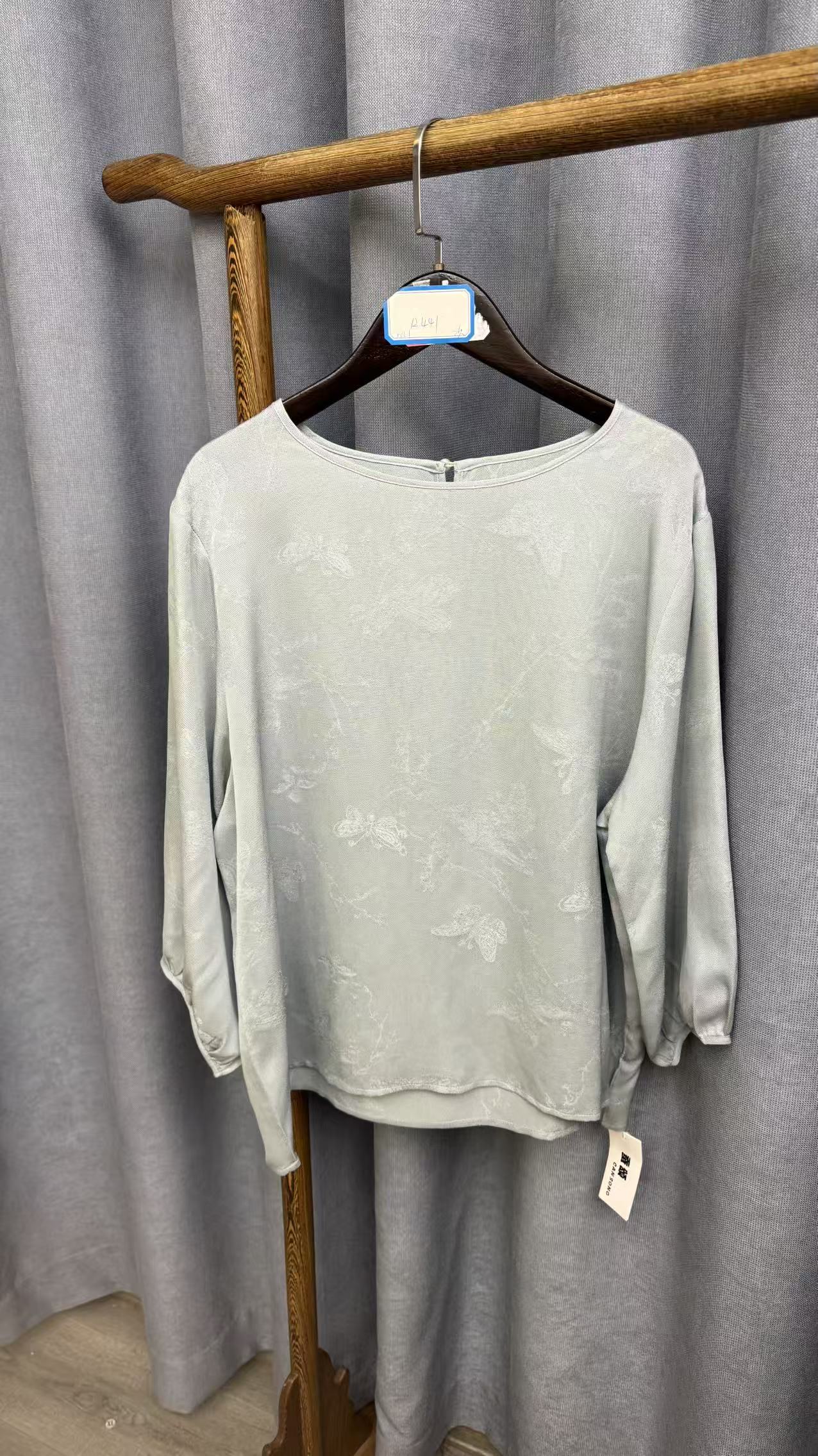 (瑕疵)新款休闲时尚圆领桑蚕丝七分袖上衣女R441