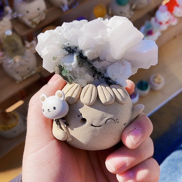 是***呀未镶嵌摆件紫晶水晶