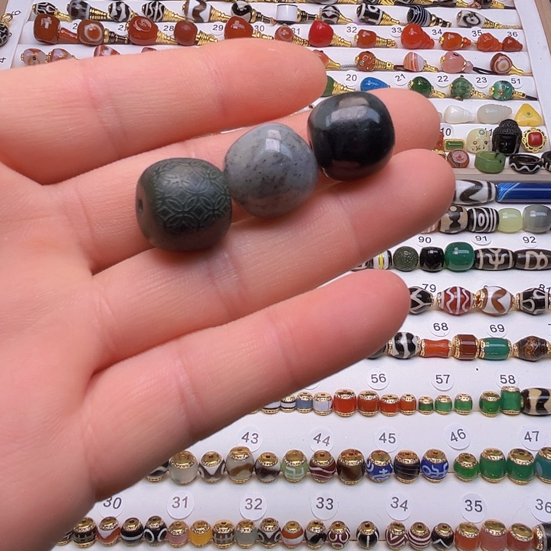 石***头玛瑙/玉髓未镶嵌颈饰