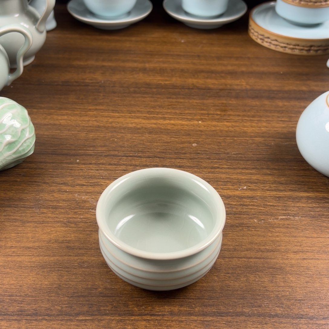 瓷杯子仿古釉水玄纹杯