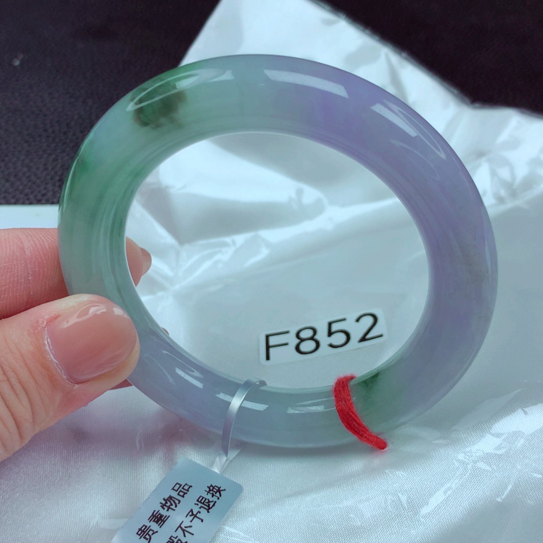 翡翠手镯未镶嵌手镯88