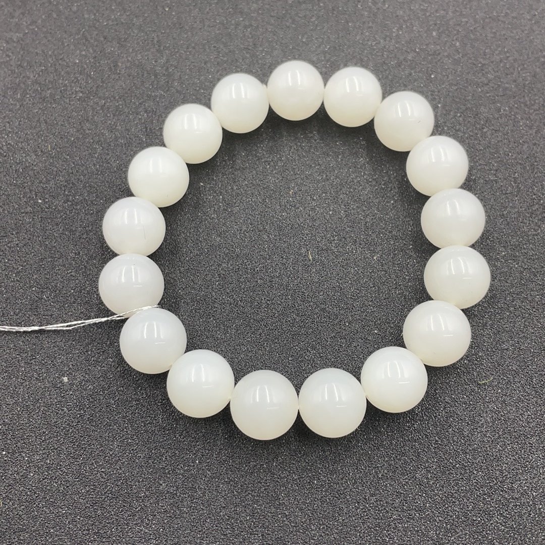 BY0115FLSF标41 和田玉圆珠手串
