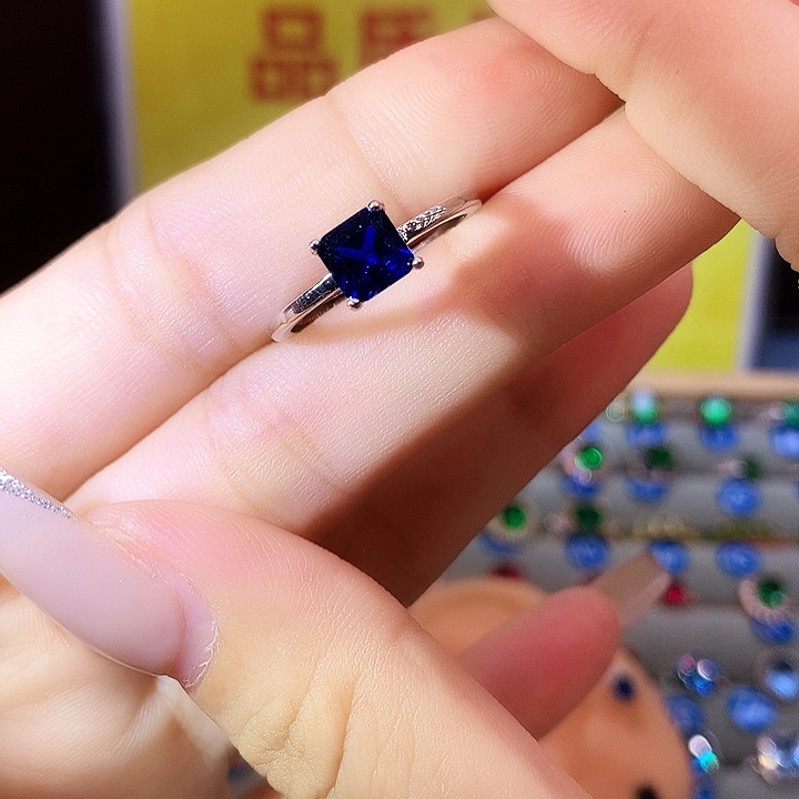 蓝宝石戒指银S925镶嵌