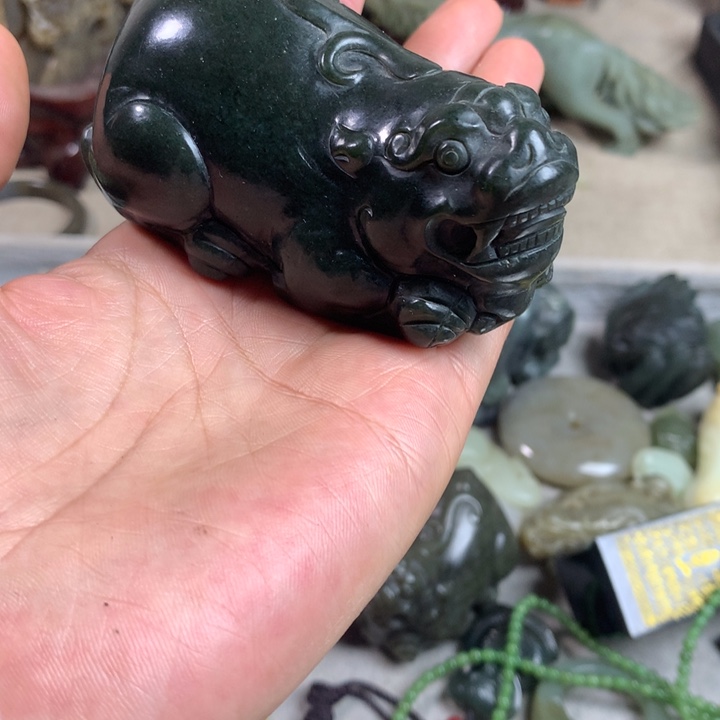 和田玉（糖玉）未镶嵌手镯