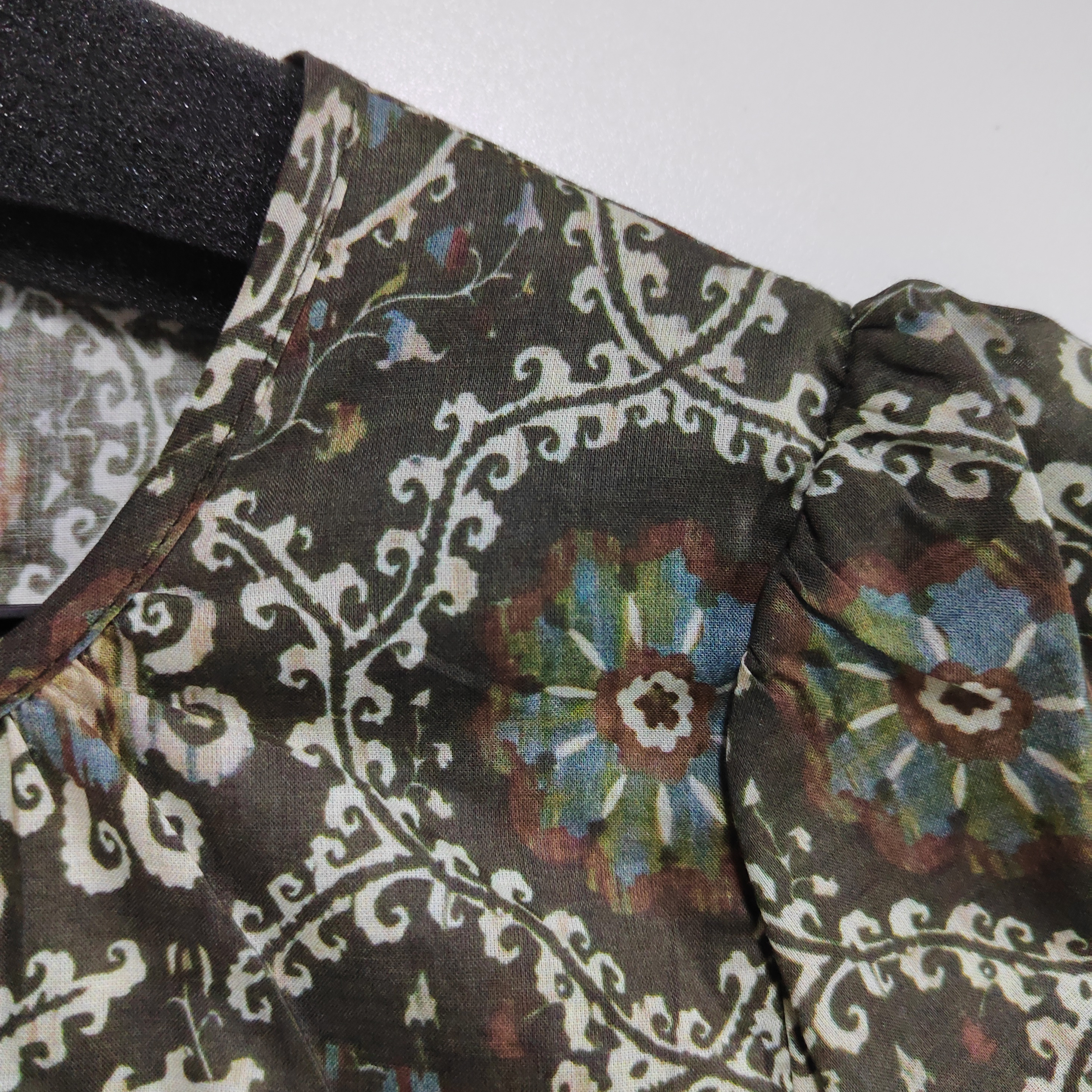 特！版衣 短袖圆领花色连衣裙  款号YP9531