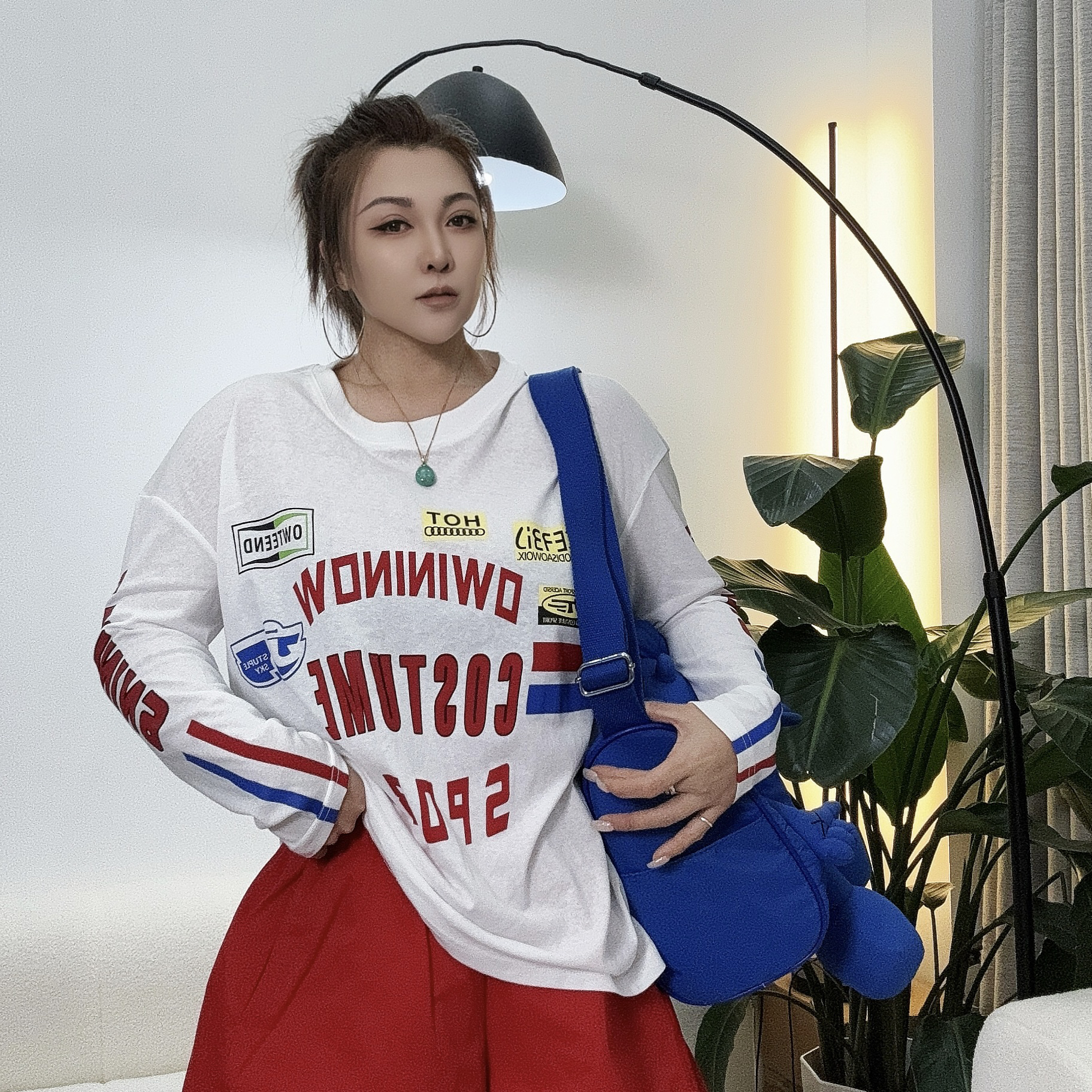 清仓！诚信第一。2025字母印花宽松版圆领丅恤时尚休闲