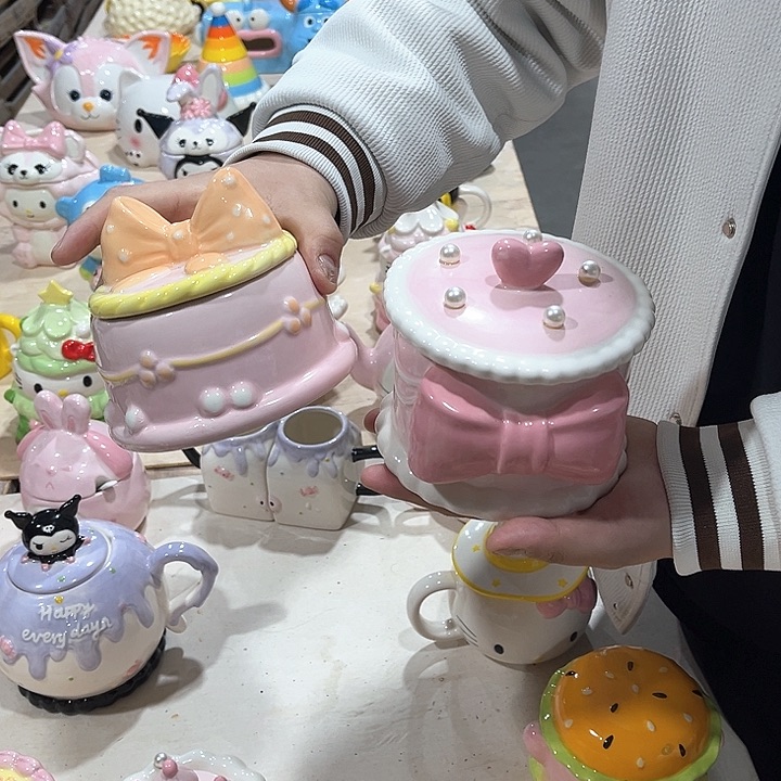 紫砂茶案这么多人在一起的时候