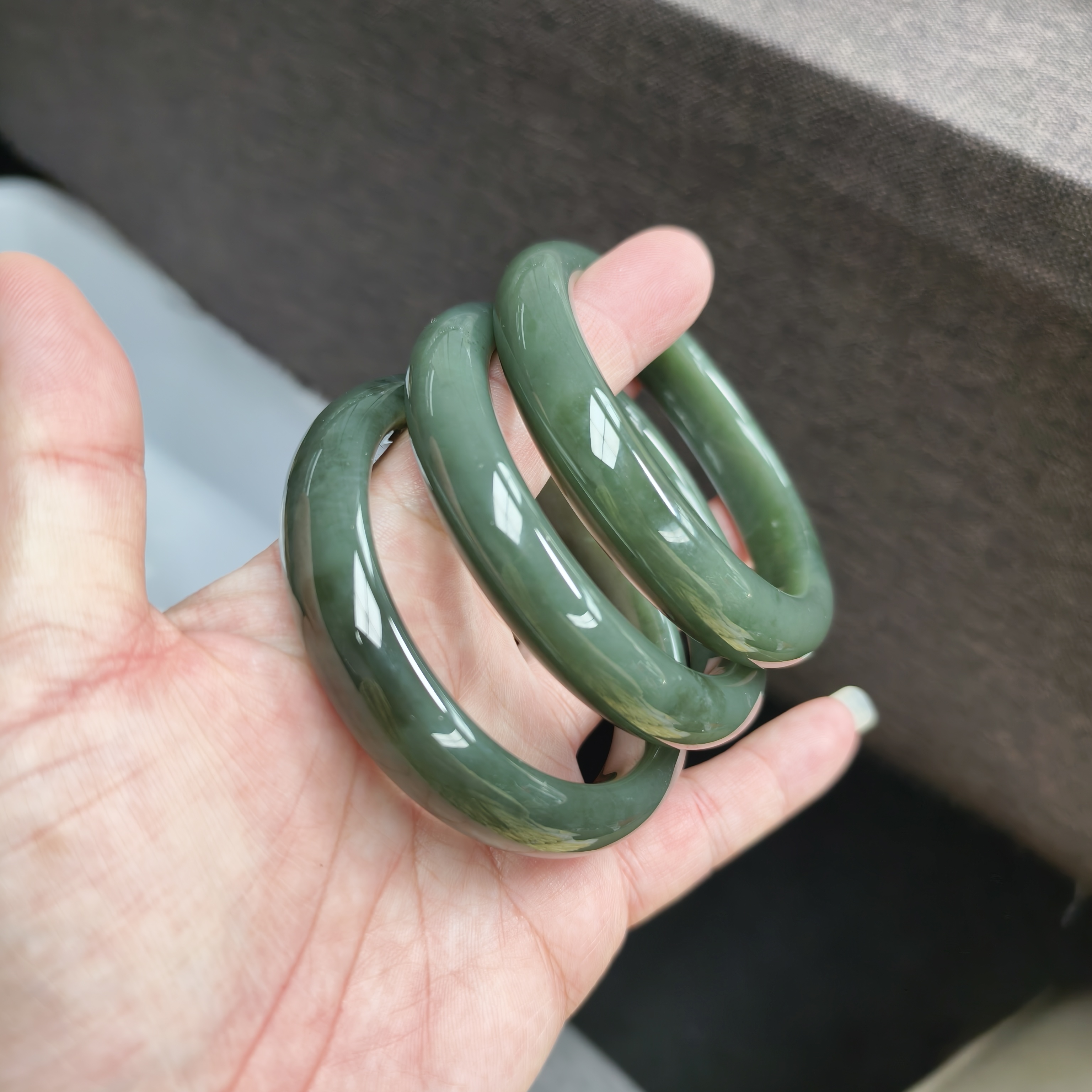 新疆和田玉皮勒县白皮皮勒青手镯多样性发货拍一发一